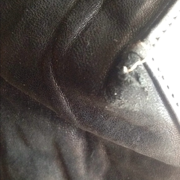 Liz Claiborne - Picture 7 of 7